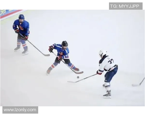 聚焦绿茵巨星专属战靴展现球员个性与速度激情魅力